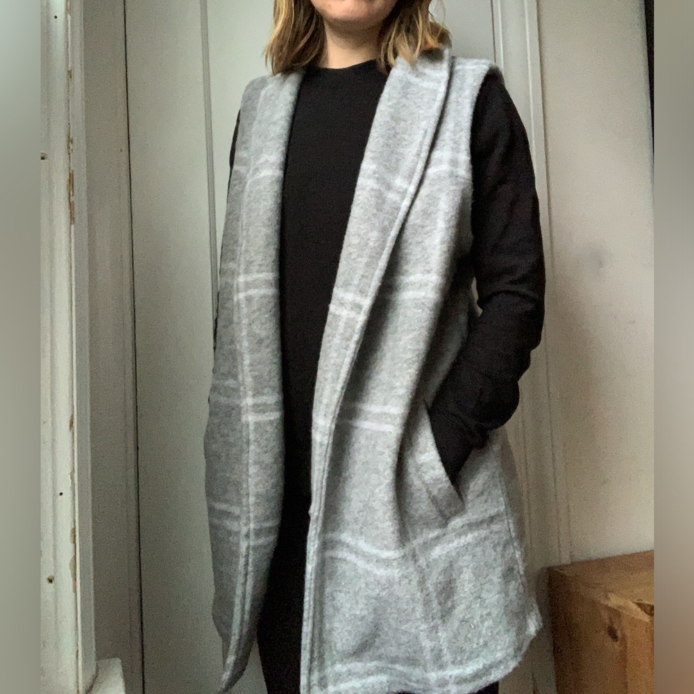 Rachel & Zoe Wool Blend Grey Plaid Sleeveless Cardigan Long Vest M